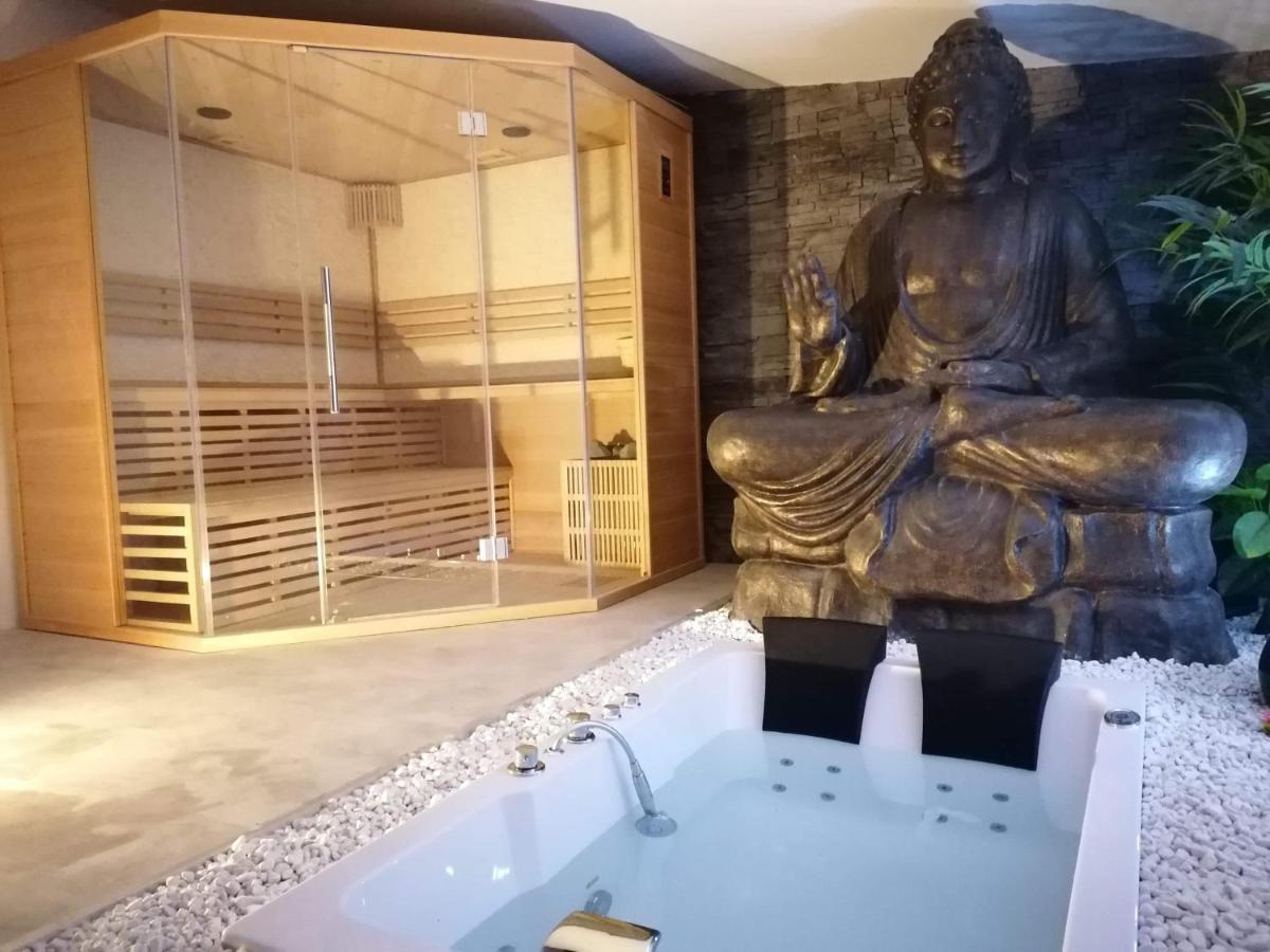 Jacuzzi Sauna Privatif Fécamp Exterior foto